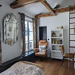 Chambre privée centre de Paris proche Marais