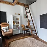 Chambre privée centre de Paris proche Marais